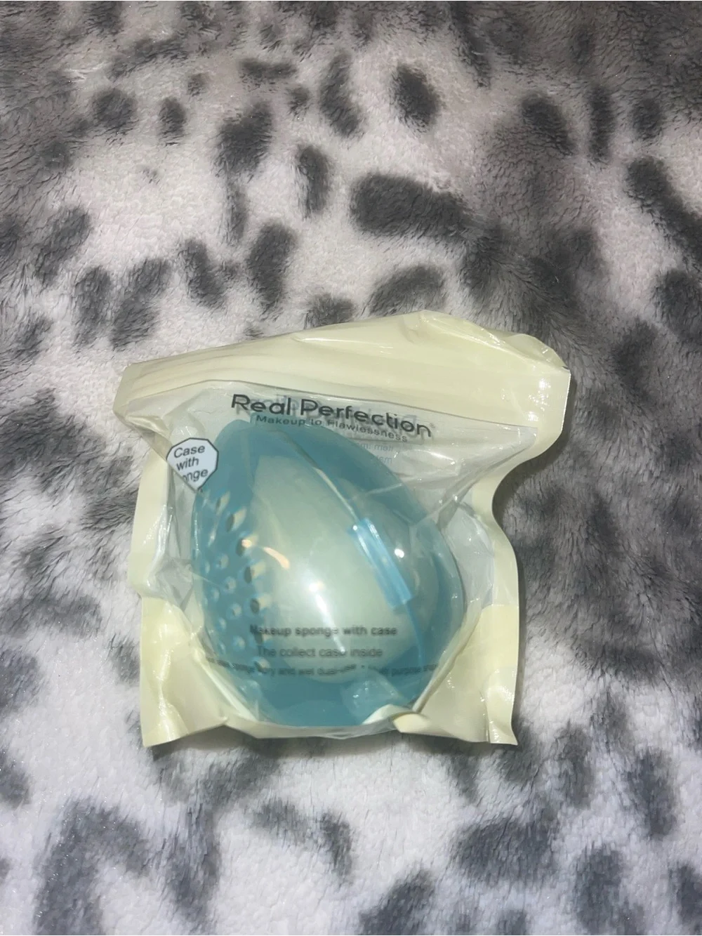 Real perfection makeup sponge